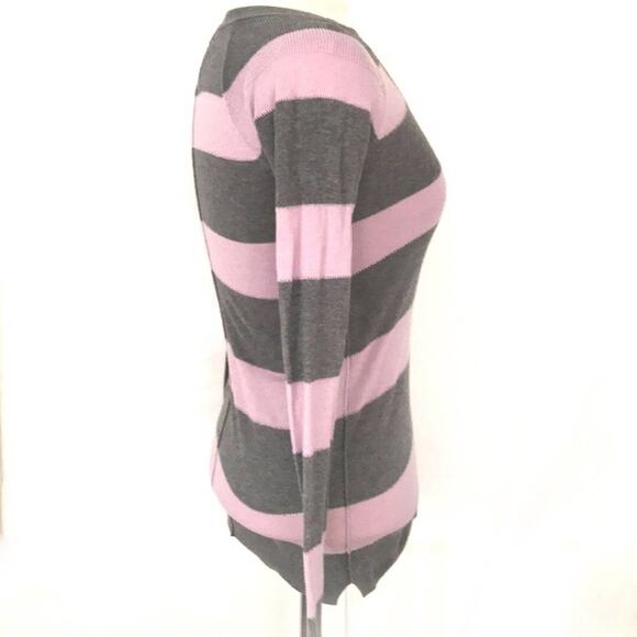 AEO Kids V-neckline Long Sleeve Striped X- Small - Picture 3 of 7